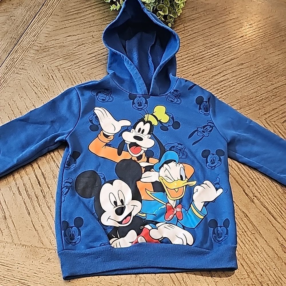 Disney hooded sweater size 6 Mickey Goofy Donald